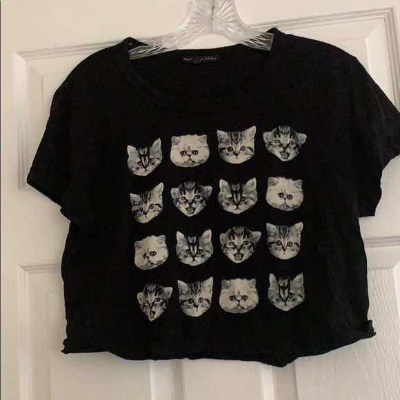 Urban Outfitters Tops - Cropped Urban Outfitters cat tee Urban Outfitters Tops - Cropped Urban Outfitters cat tee